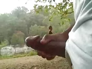 Une beauté video por ...